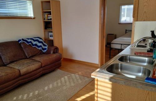 Homer Casa | Sky Harbor Cabin - Homer Seaplane Base