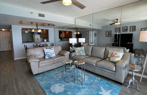 Sand Key Condominio | Sky High Views-14th Floor Sand Key Beachfront! Spacious 1 BR!