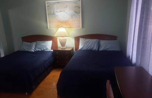 Bermuda Riviera Hotel | Sky Islands Hotel