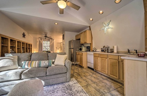 Almond Apartamento | ‘Sky Loft’ Bryson Studio: 1 Mi From Fontana Lake!