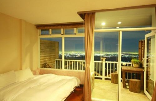 Zhushan Cama Y Desayuno | Sky lounge B&B