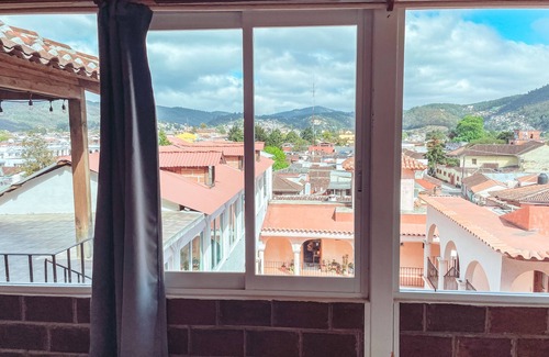Barrio de La Merced Apartamento | SKY VIEW CENTER | fast wifi - best view