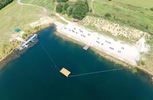 Maubray Casa | Sky Pad Lakeside Stay