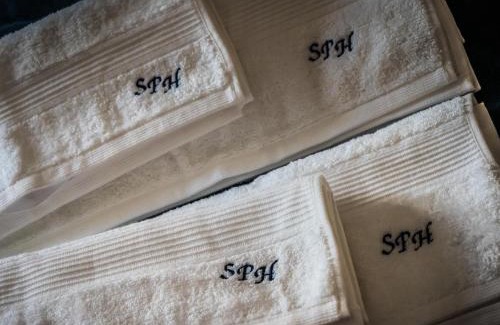 Iasi Hotel | Sky Park Home 2