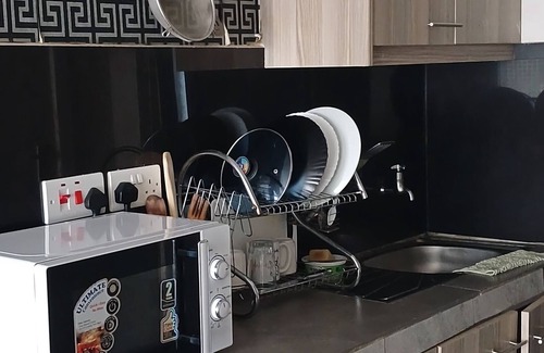 Embakasi Casa | Sky Pearl Airport Stay- WiFi, Netflix, Parking & Views