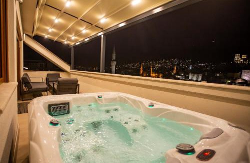 Mostar Old Town Apartamento | Sky Penthouse Old Bridge with sauna and jacuzzi