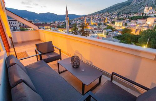 Mostar Old Town Apartamento | Sky Penthouse Old Bridge with sauna and jacuzzi