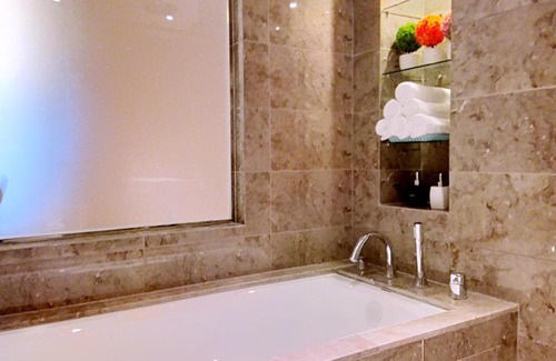 Sri Hartamas Apartamento | SKY POOL Stylish Suite 2-7Pax at KL City