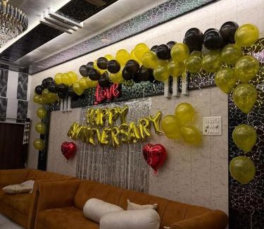 Chandauli Casa | Sky Rooms & Cafe