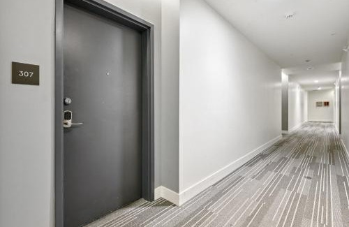 Highland Casa | Sky’s Edge Suite | Espadin LoHi