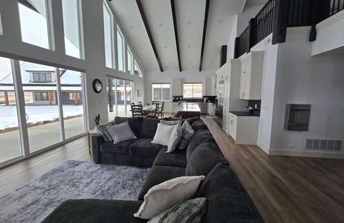 Fish Haven Casa | Sky Sapphire Haven Cabin