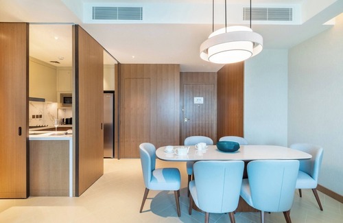 Downtown Dubai Hotel | Sky Symphony 3BR Address Opera by Meerak