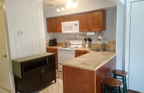 Sky Valley Condominio | Sky Valley's Coziest Condo w/ Views - Dog Friendly!