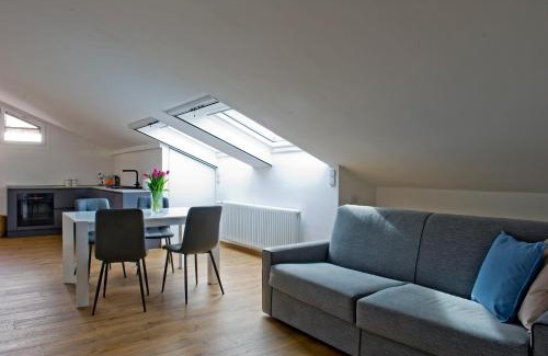 Como Apartamento | Sky View Apartment