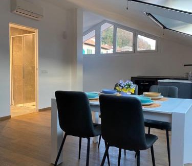 Como Apartamento | Sky View Apartment