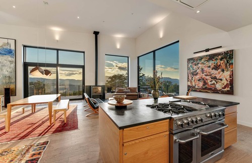 Warren Casa | Sky Zen - Ridgeline Retreat