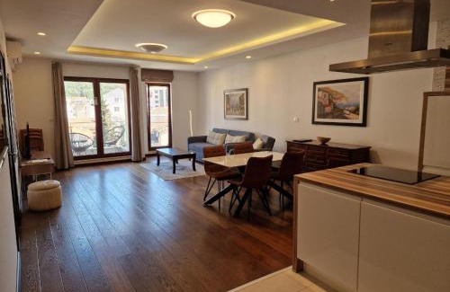 Maini Apartamento | SkyAprt77m Jacuzzi