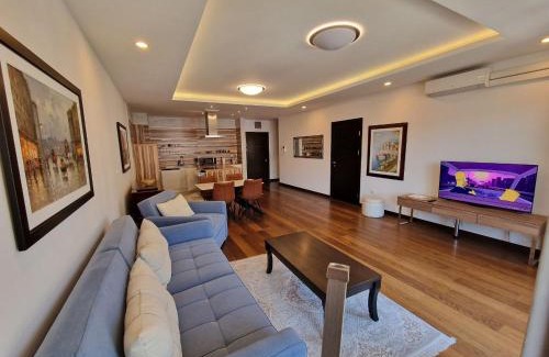 Maini Apartamento | SkyAprt77m Jacuzzi