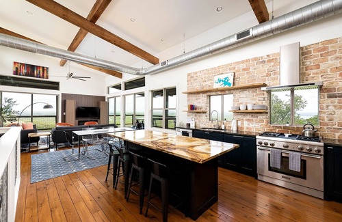 Canyon Lake Villa | SKYHOUSE Canyon Lake: Private Pool and Lake Views