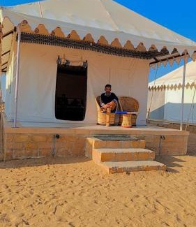 Kanoi Hotel | Skyland Desert Camp