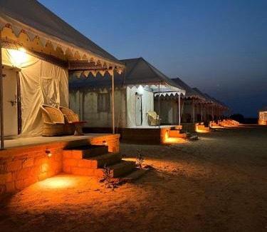 Kanoi Hotel | Skyland Desert Camp