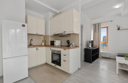 Vitan Apartamento | SkyLawn Retreat Free Parking