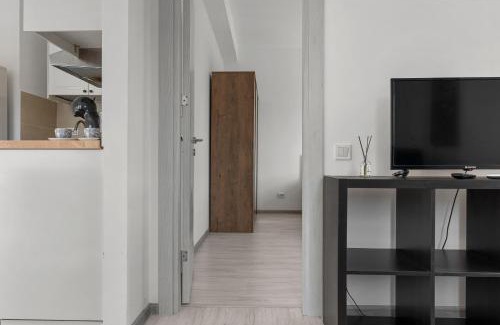 Vitan Apartamento | SkyLawn Retreat Free Parking