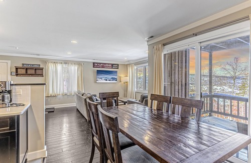 Vernon Condominio | SkyLift Lodge | Modern Mountain Luxury Getaway