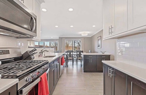 Vernon Condominio | SkyLift Lodge | Modern Mountain Luxury Getaway