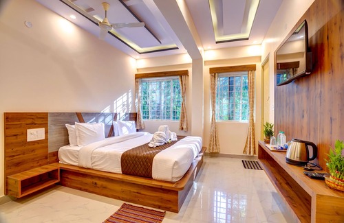 Madapura Hotel | Skylight Inn