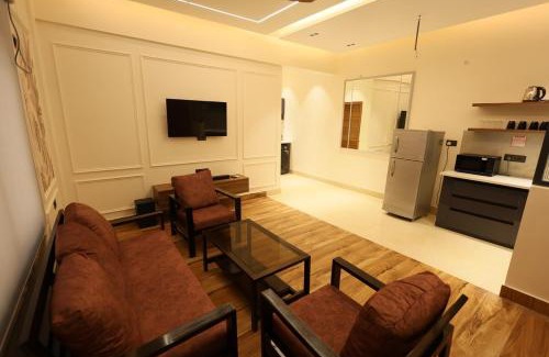 Dehradun Apartamento | Skylight Suites