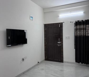 Rau Apartamento | Skyline Abode - Family stay 3BHK