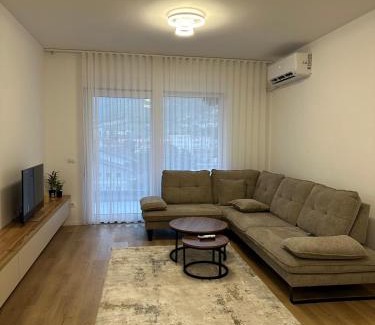 Pejë Apartamento | Skyline Apartment 3