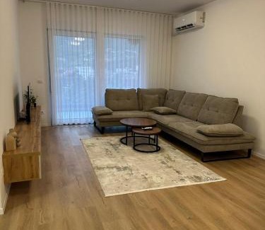 Pejë Apartamento | Skyline Apartment 3