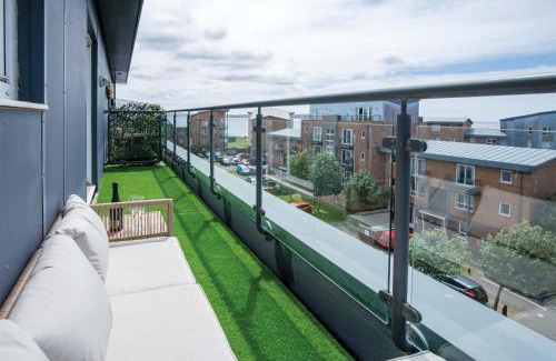 Llanelli Apartamento | Skyline Duplex Penthouse - 3 Bedroom - Llanelli