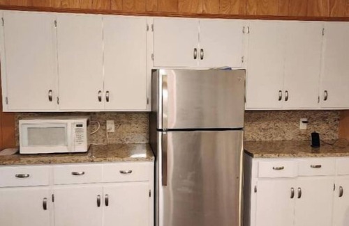 Russellville Cabina | Skyline Lodge Lake Dardanelle Arkansas River Valley
