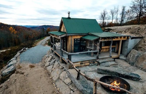 Fletcher Cabina | SKYLINE LODGE~ Spectacular Mountain Escape!