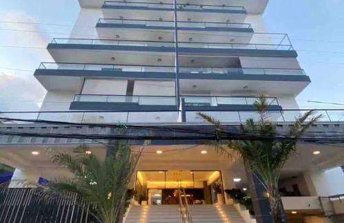 Evaristo Morales Apartamento | Skyline Luxury APT 1bedroom KING size bed in Downtown Sto Dgo Rooftop POOL/GYM