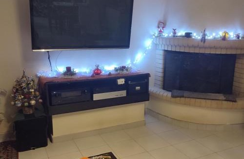 Kalyvia Thorikou Apartamento | Skyline Serenity