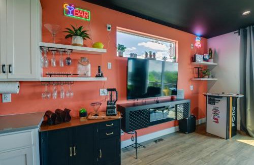 Katie Hill Neighborhood Casa | Skyline Views Nashville Townhome 3 Mi to Broadway