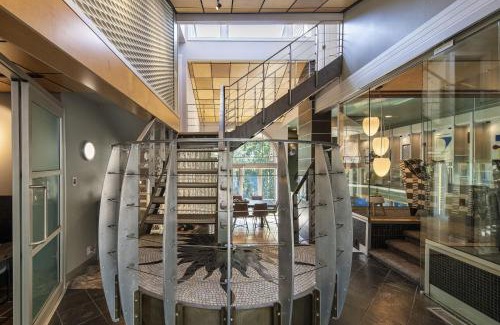 Elkhorn Casa | Skyline Villa Indoor Pool Hot Tub