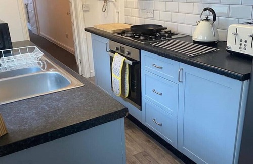 Stoke-on-Trent Casa | SkylinesAirbnb