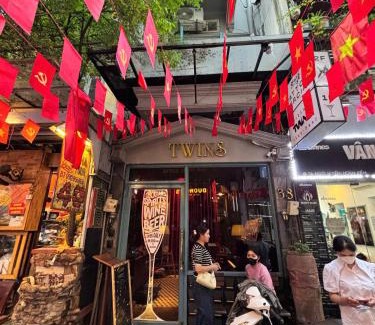Hang Trong Casa | Skylux Hanoi Homestay