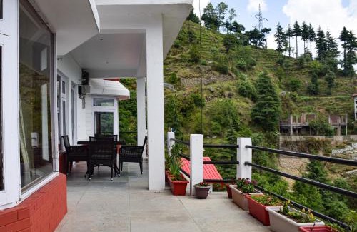 Gagar Cama Y Desayuno | SkyNest Bhimtal