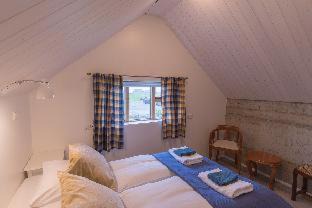 Hofn Hostal | Skyrhusid Guesthouse