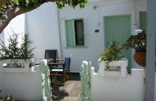 Skiros Casa | Skyros Panorama Studios