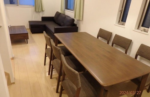 Sumida Apartamento | SkyTreeHotelー浅草まで電車乗車7分でスカイツリーまで電車乗車3分さらに空港から直通です12名までの一軒家の3LDKの7年で綺麗駐車場付