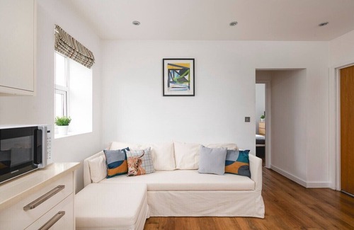 North Kensington Apartamento | Skyvillion - 2 Bed Apartment in Ladbroke Grove
