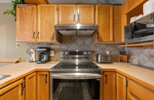 East Kootenay Apartamento | Slalom Spirit | Ski-In/Out | Steps from Toby Chair