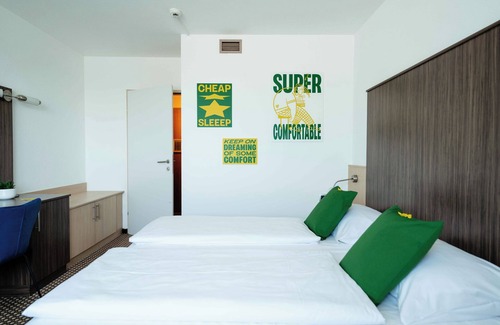 Voesendorf Hotel | SLEEEP Hotel Vösendorf